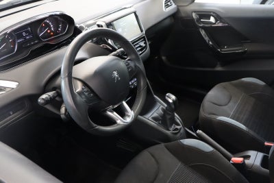 Peugeot 208 VTi Allure Sky