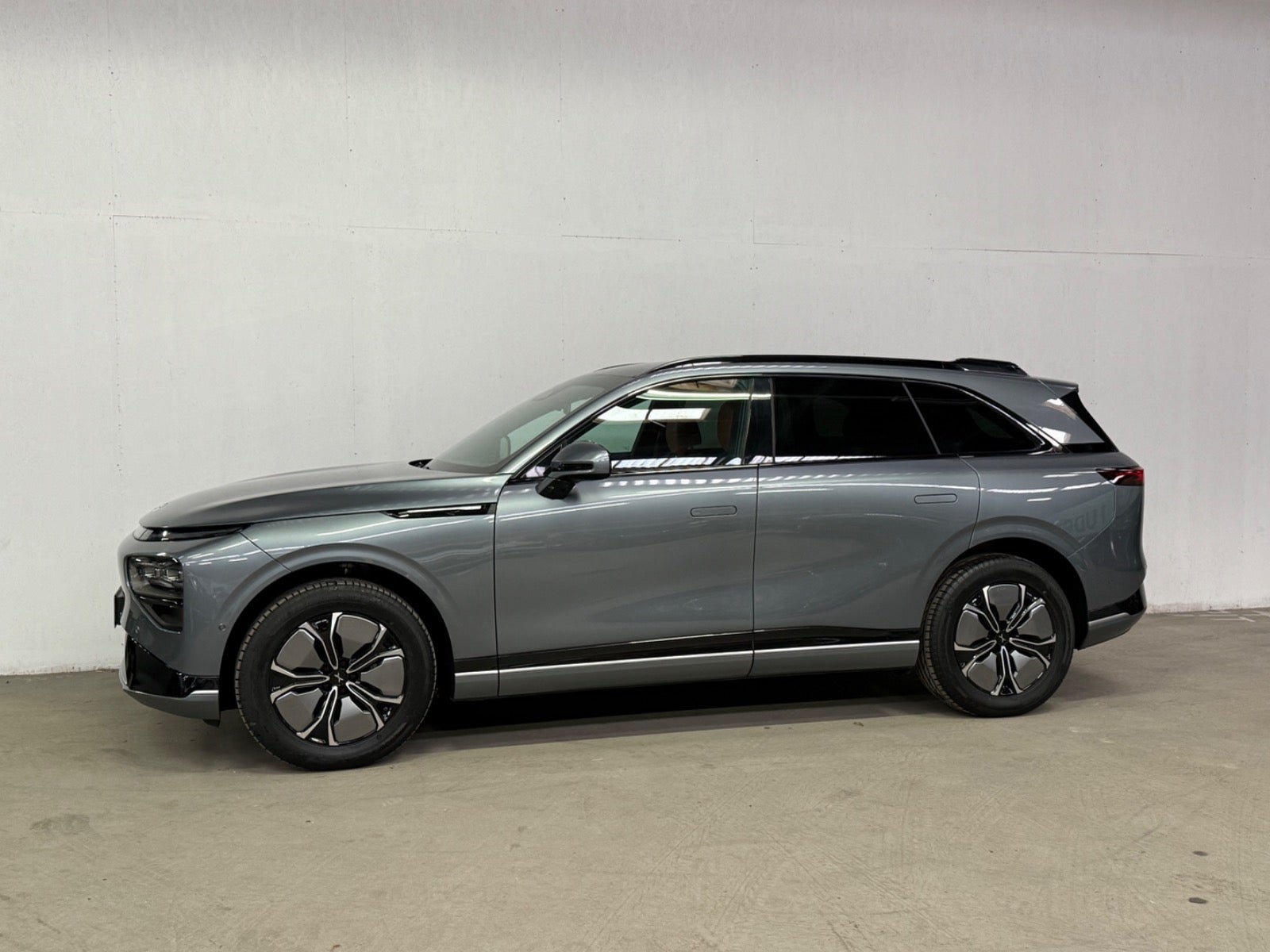 Xpeng G9 Standard Range A