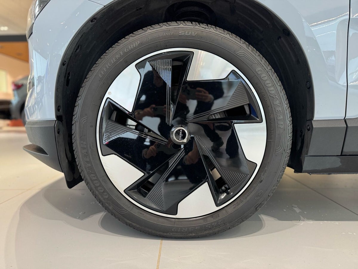 Volvo EX30 Extended Range Plus billede 22