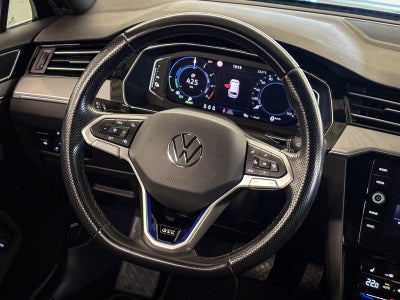 VW Passat GTE Variant DSG