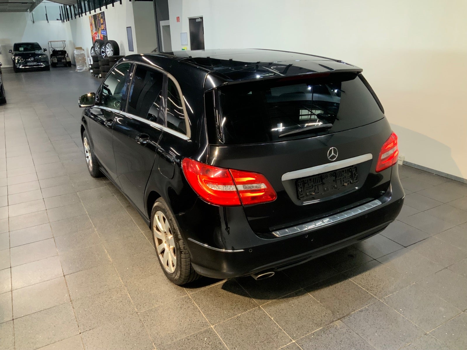 Mercedes-Benz B 200 (5/8)