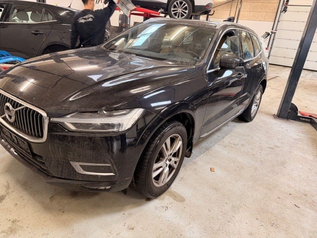 Volvo XC60 D4 190 Momentum aut. AWD
