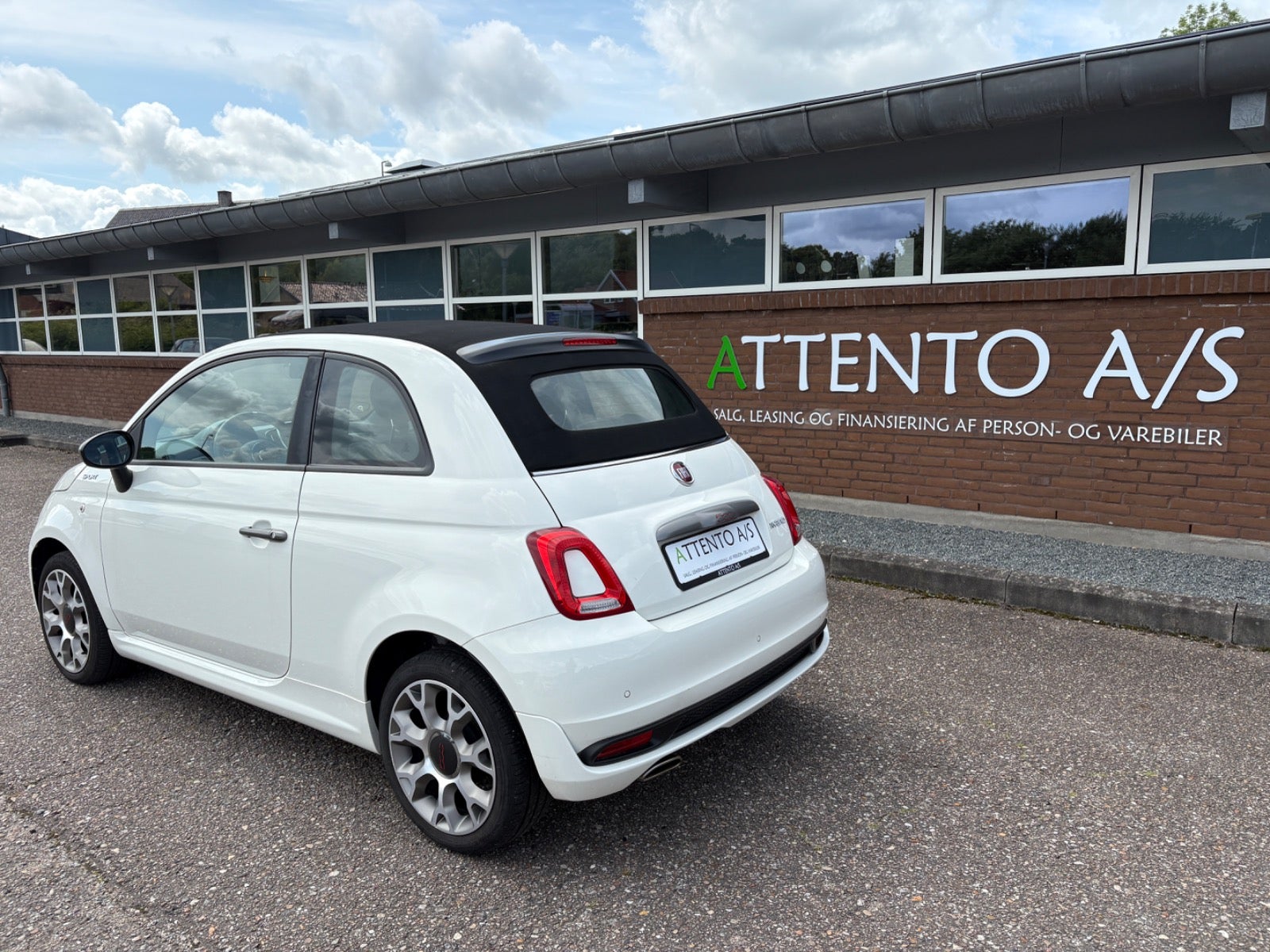 Billede af Fiat 500C 1,0 Hybrid Sport