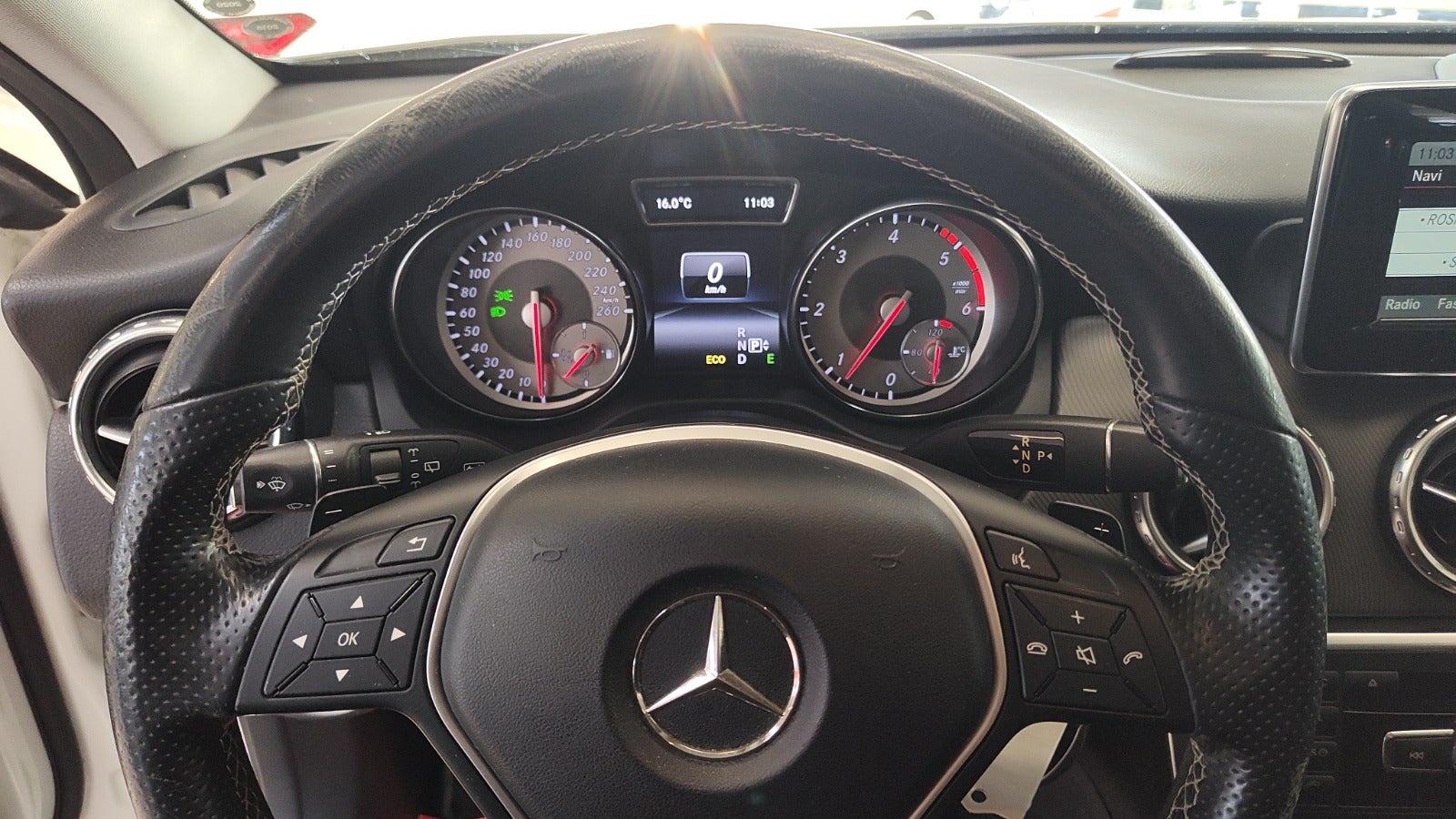 Mercedes GLA220 2014