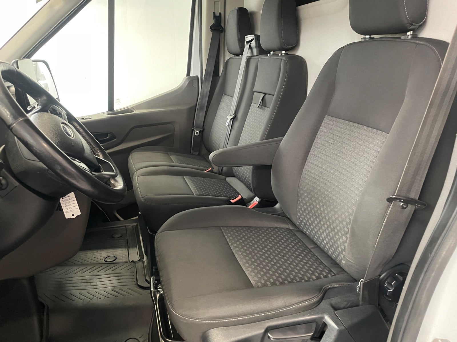 Billede af Ford Transit 350 L2 Van 2,0 TDCi 185 Trend H2 FWD