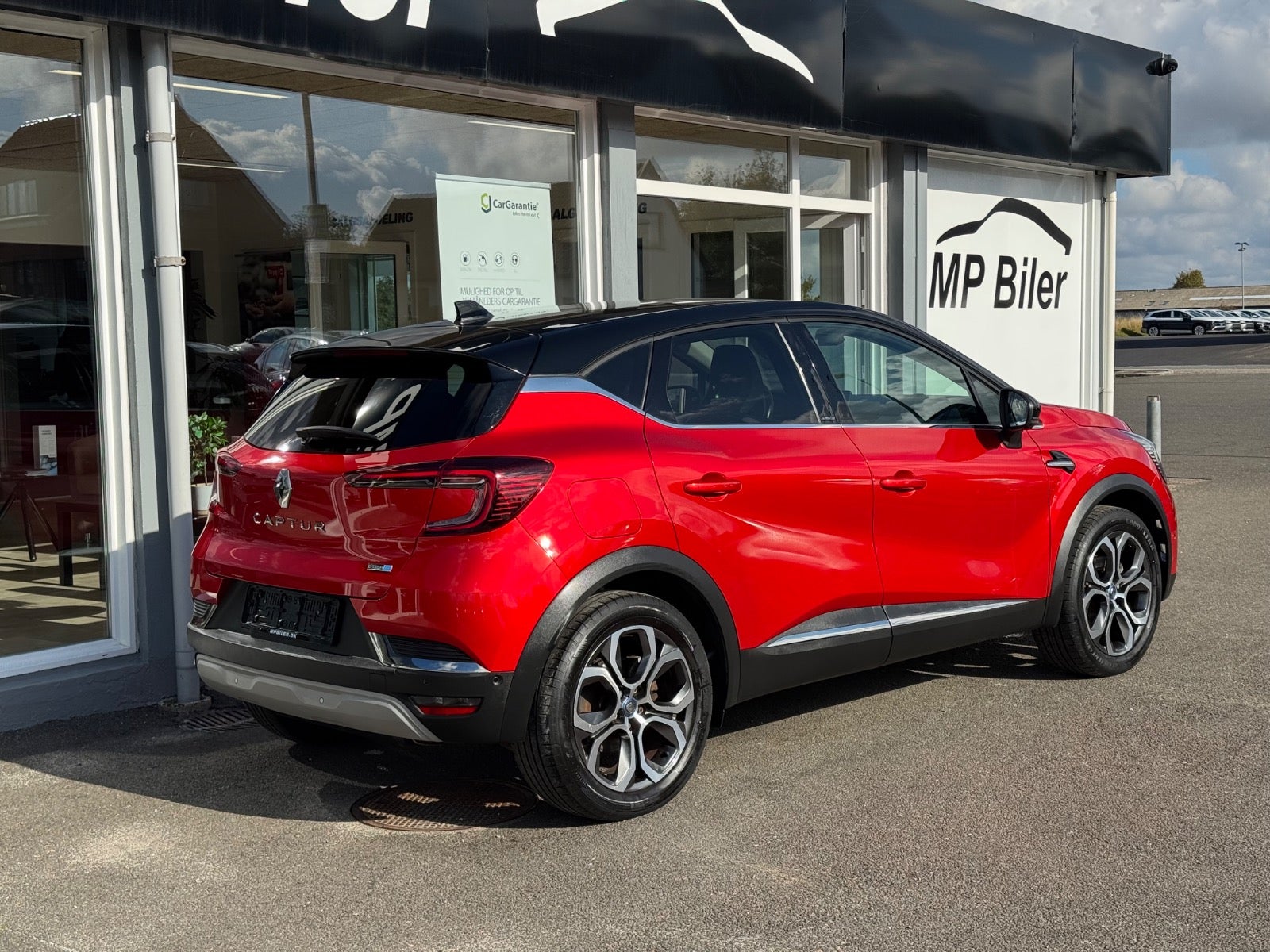 Billede af Renault Captur 1,6 E-Tech Intens