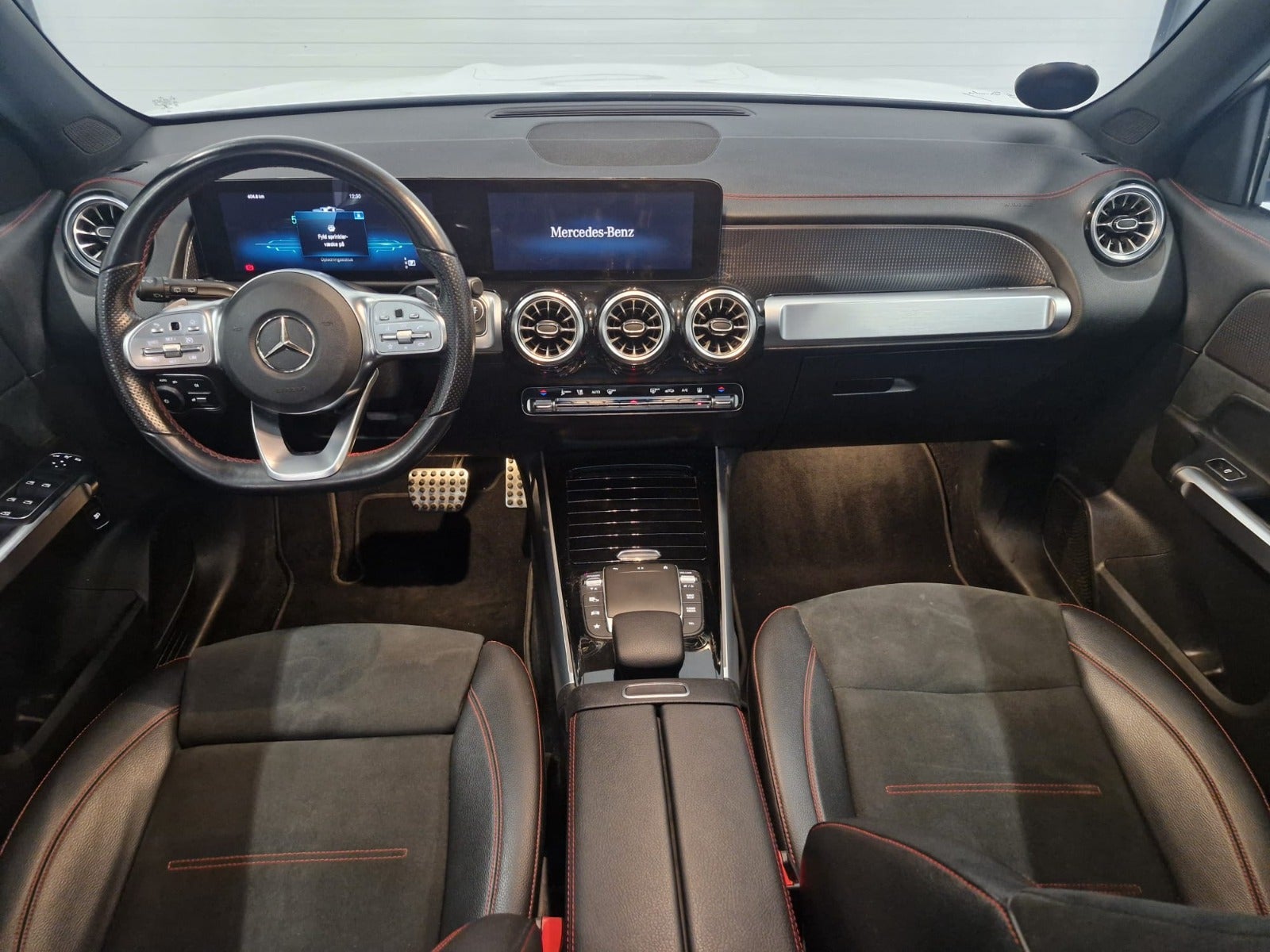 Billede af Mercedes EQB300  AMG Line 4Matic 7prs