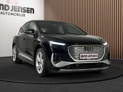 Audi Q4 e-tron S-line Sportback quattro Van