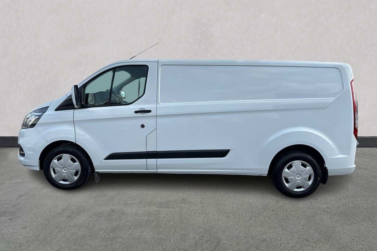 Billede af Ford Transit Custom 300L 2,0 TDCi 130 Trend aut.