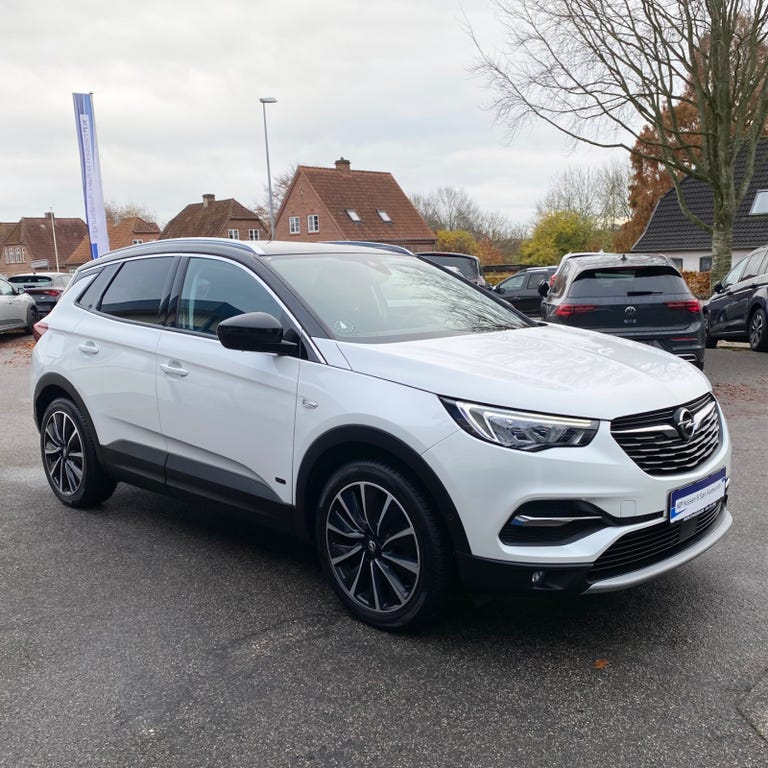 Opel Grandland X Hybrid4 Exclusive aut.