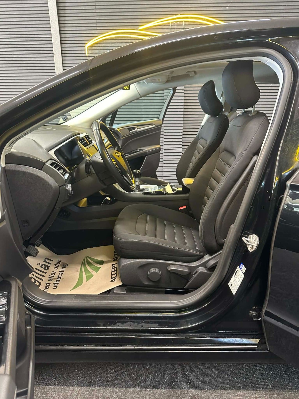 Billede af Ford Mondeo 1,0 SCTi 125 Titanium