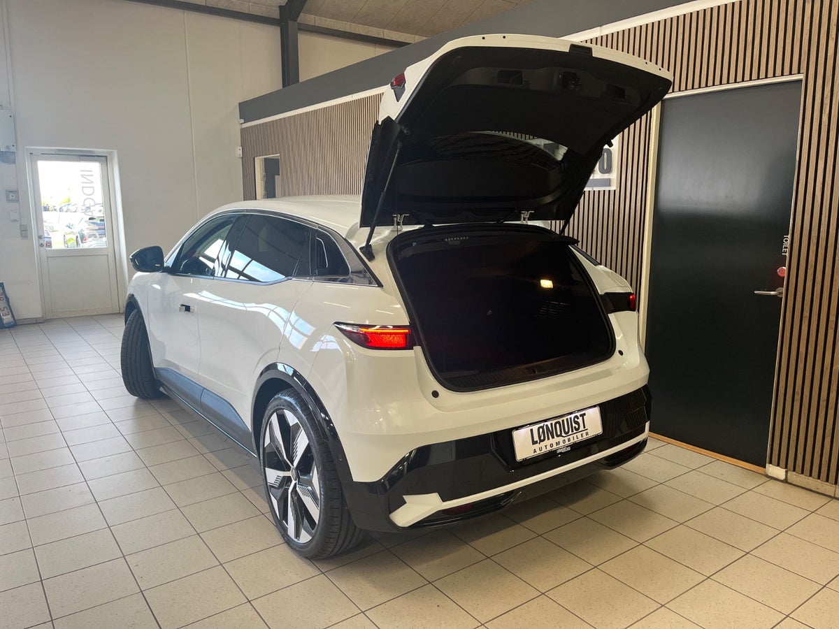 Renault Megane E-Tech Techno+