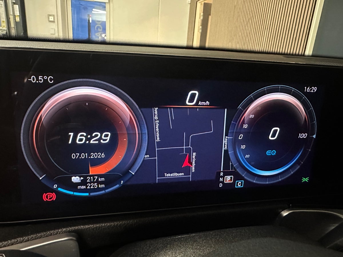 Mercedes EQB250+ AMG Line