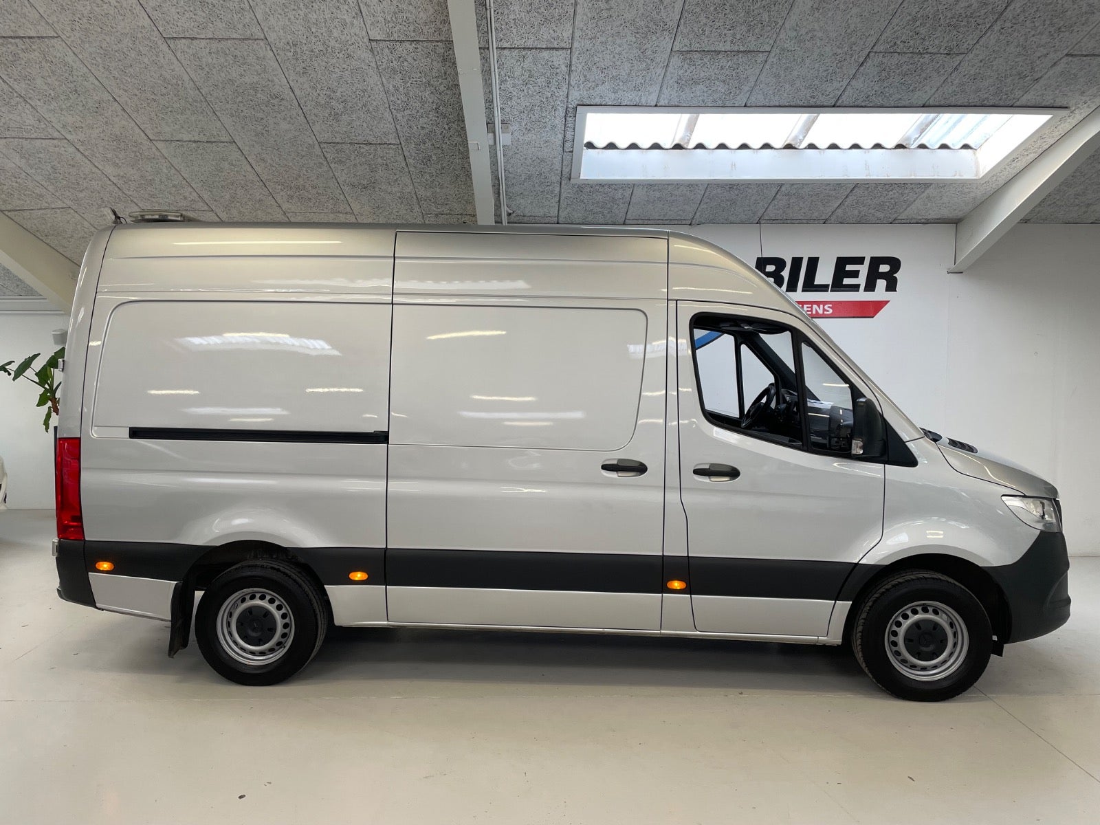 Billede af Mercedes Sprinter 316 2,2 CDi A2 Kassevogn aut. RWD