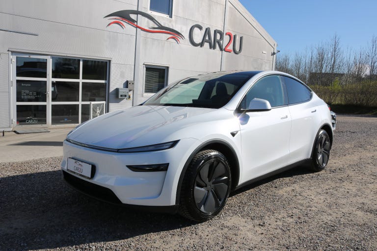 Tesla Model Y Premium Long Range RWD