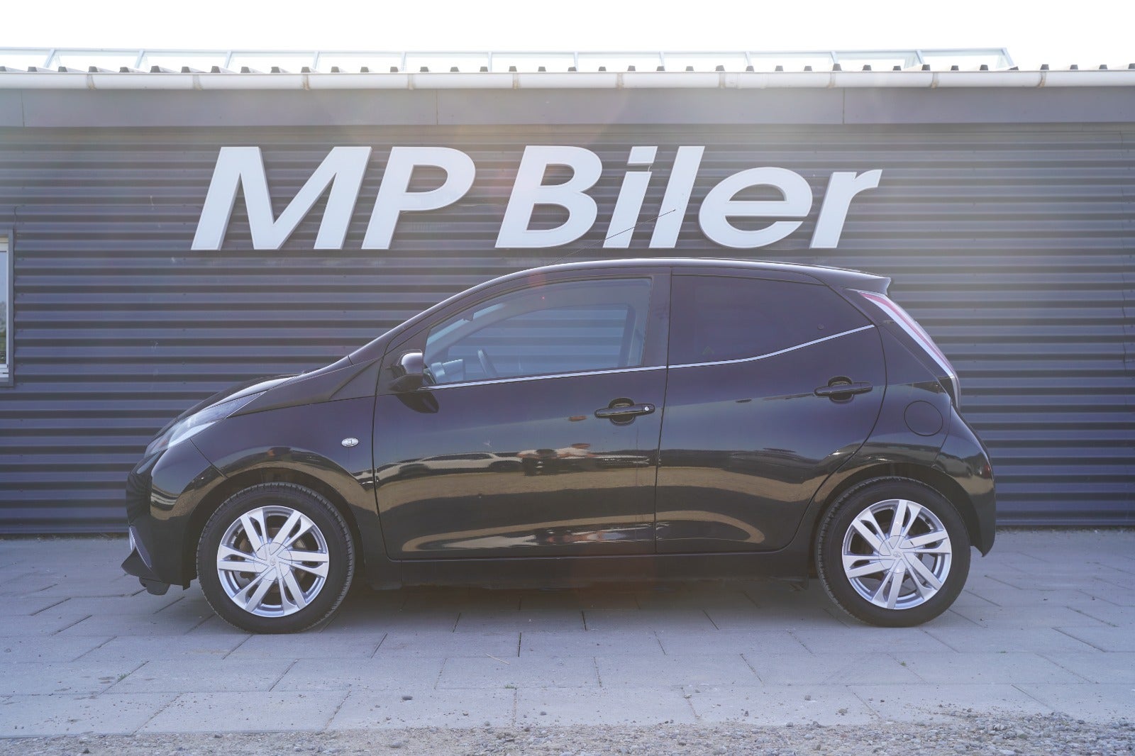 Billede af Toyota Aygo 1,0 VVT-i x-black