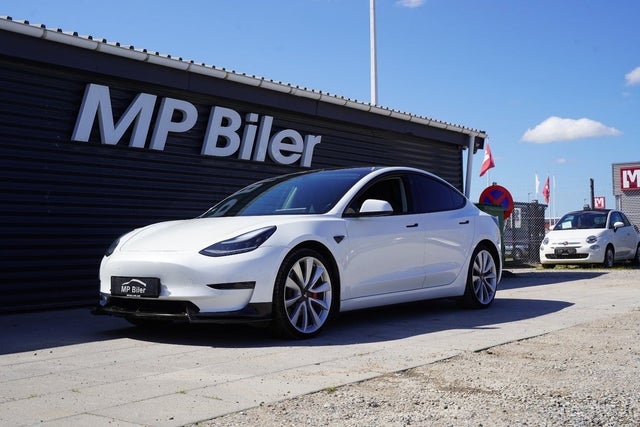 Tesla Model 3  Performance AWD