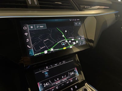 Audi Q8 e-tron Prestige quattro Van