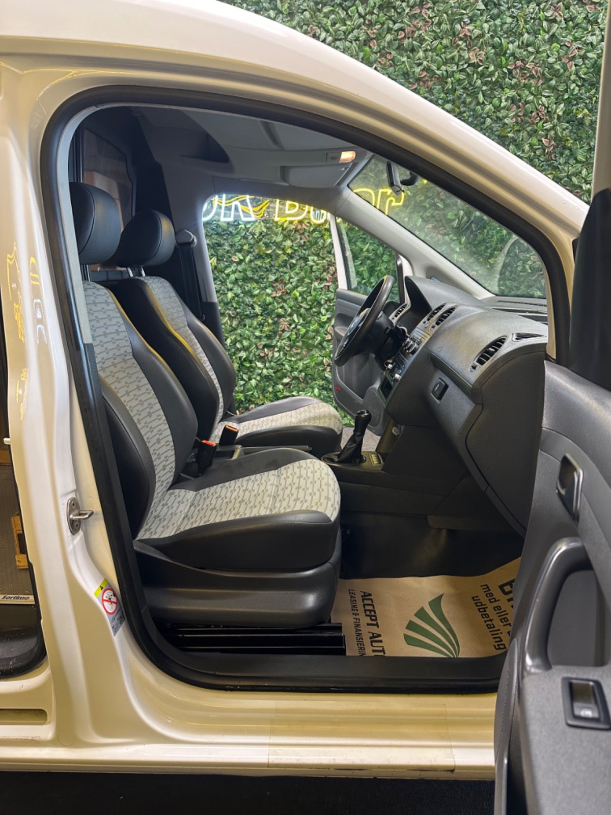 Billede af VW Caddy Maxi 1,6 TDi 102 BMT Van