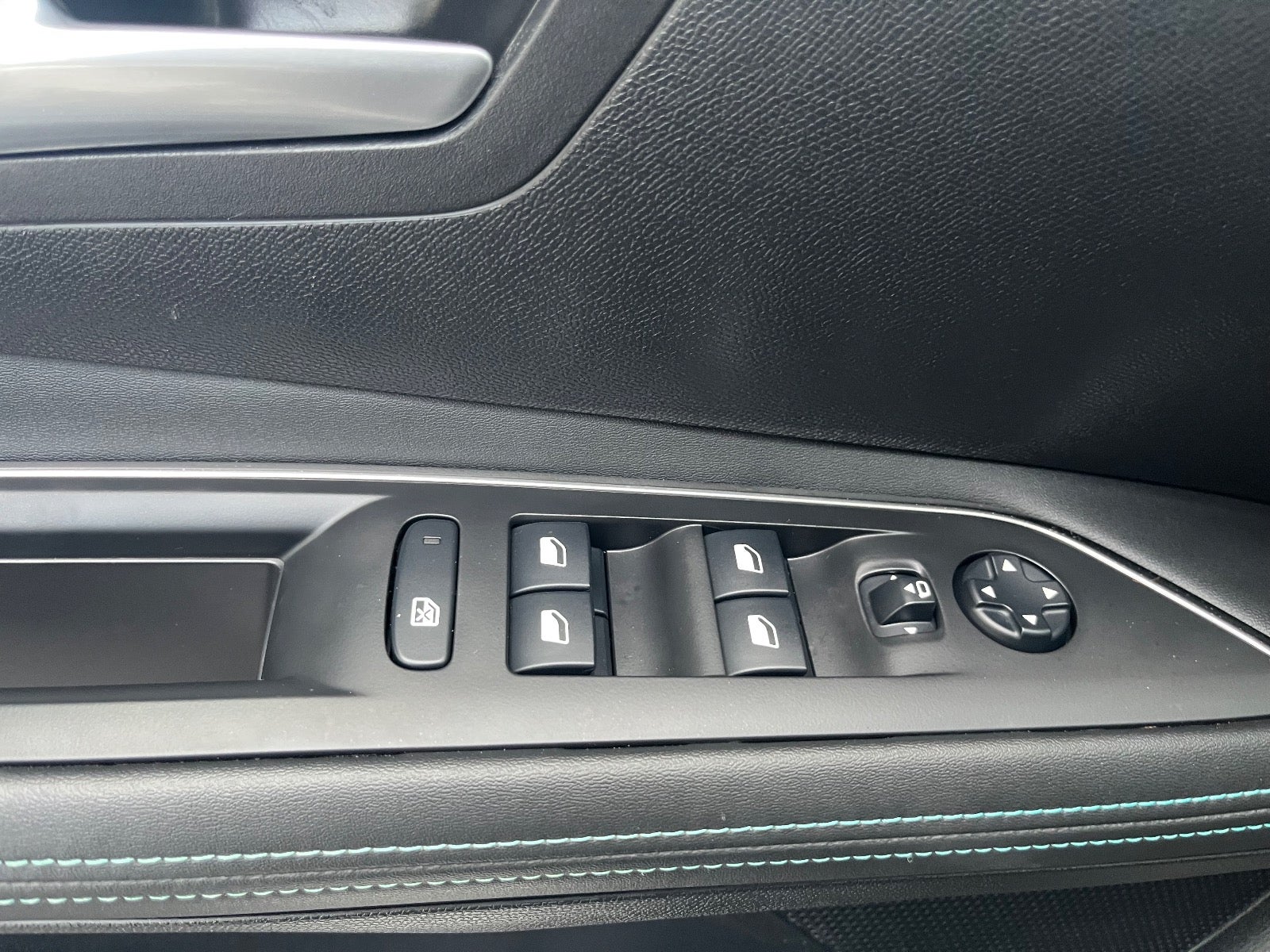 Billede af Peugeot 3008 1,6 Hybrid Allure Pack EAT8