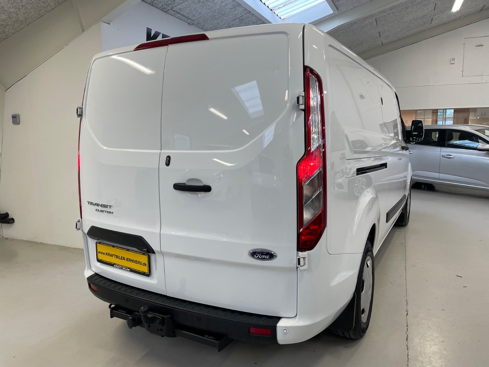 Billede af Ford Transit Custom 300L 2,0 TDCi 130 Trend aut.