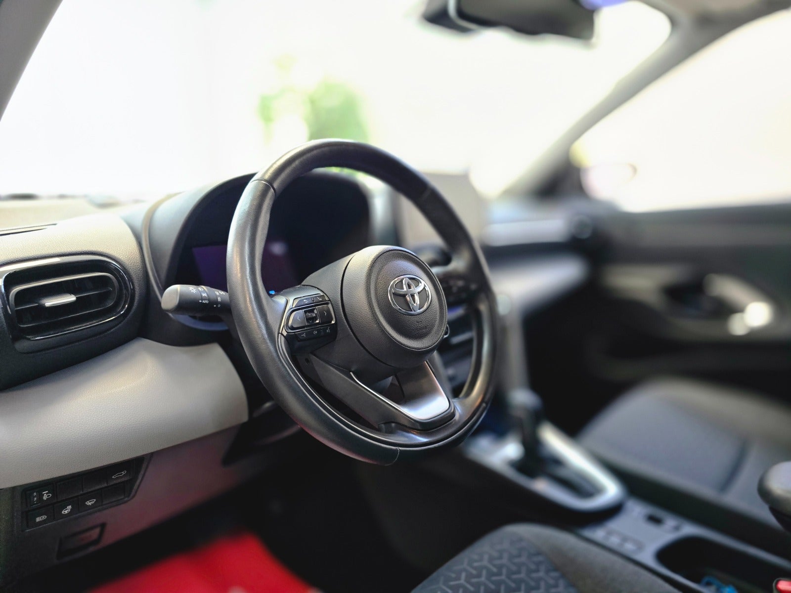 Billede af Toyota Yaris Cross 1,5 Hybrid Active Tech e-CVT
