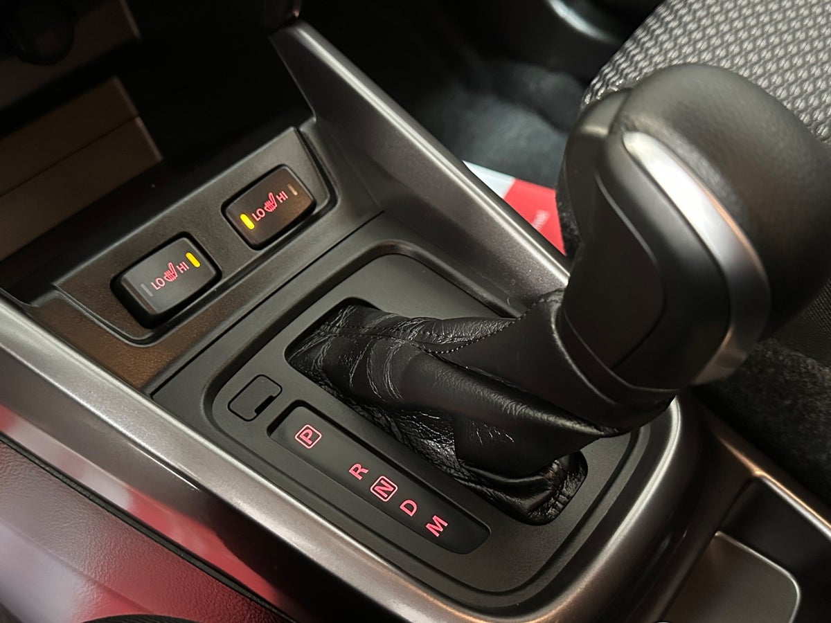Suzuki Vitara S-Hybrid Active AGS