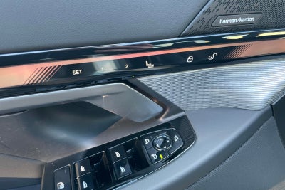 BMW i5 eDrive40 Touring Fully Charged