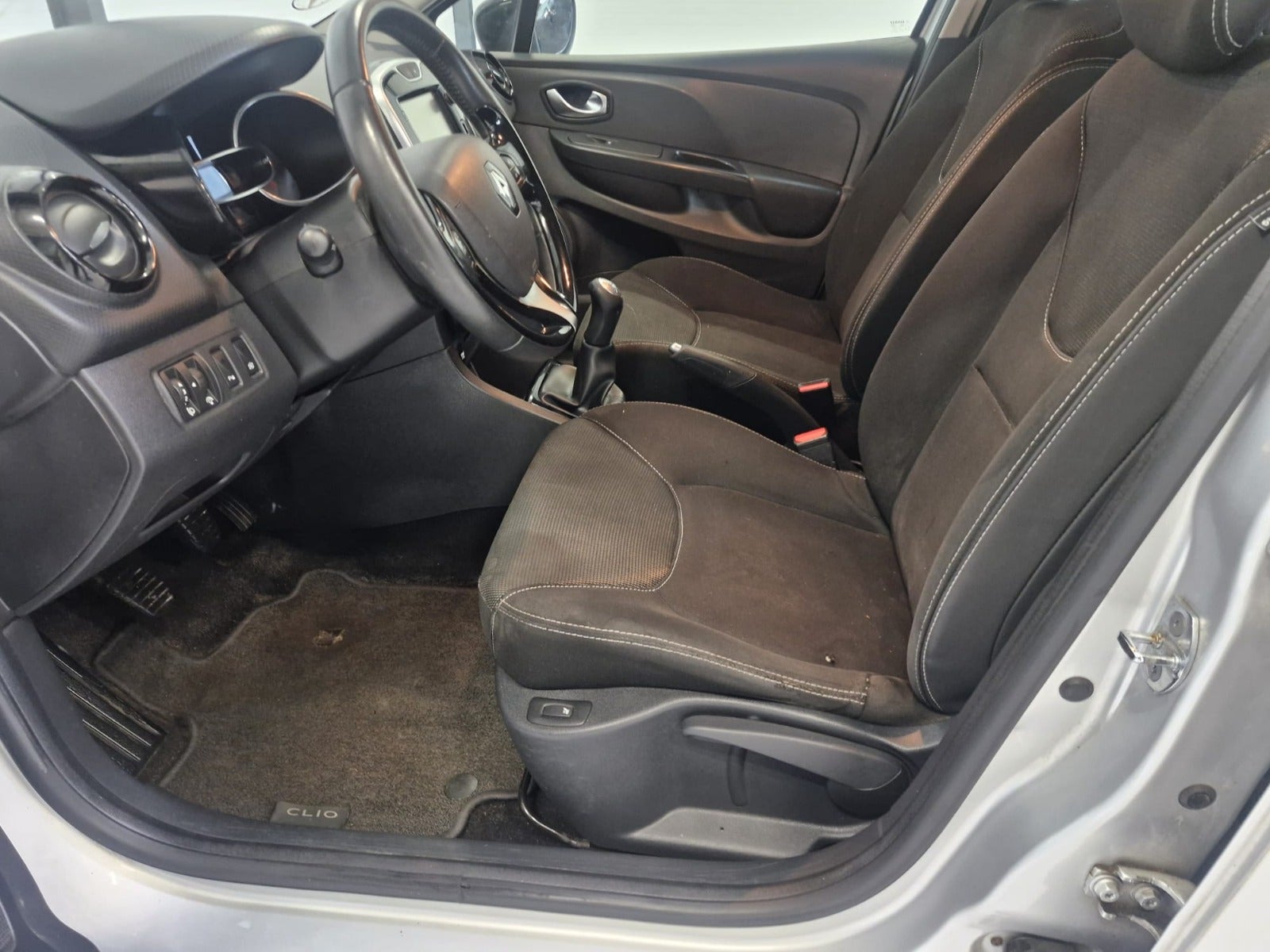 Billede af Renault Clio IV 1,5 dCi 75 Limited Sport Tourer