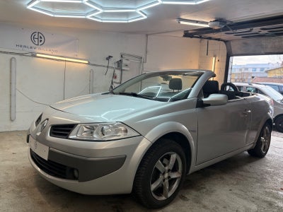 Renault Megane II 2,0 Dynamique CC 2d