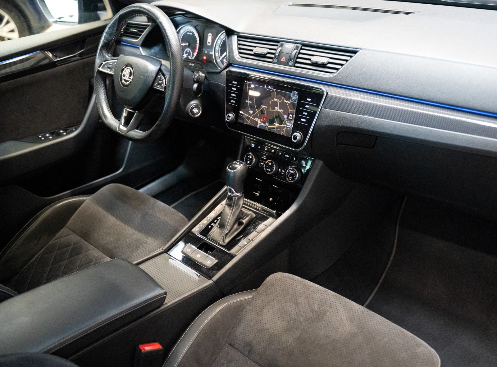 Billede af Skoda Superb 2,0 TDi 190 Sportline Combi DSG