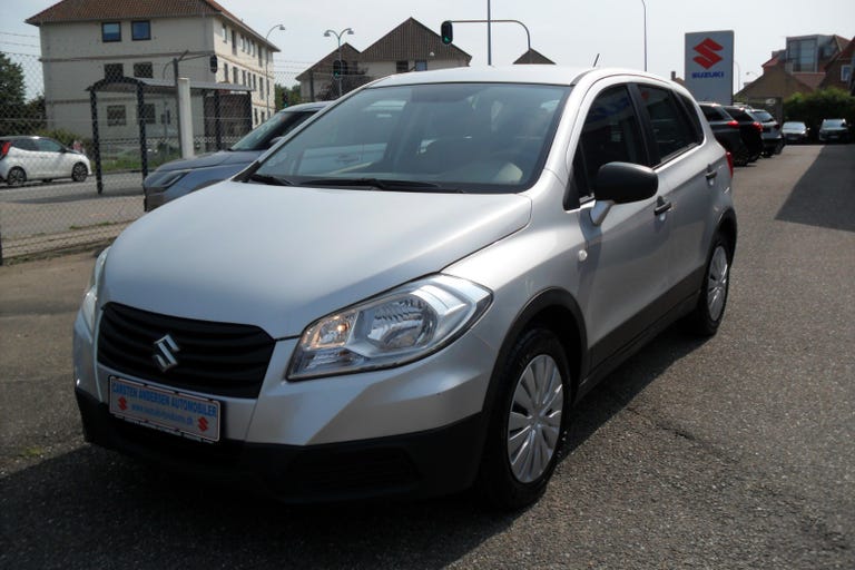 Suzuki S-Cross Family