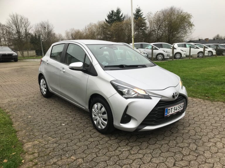 Toyota Yaris VVT-i T2