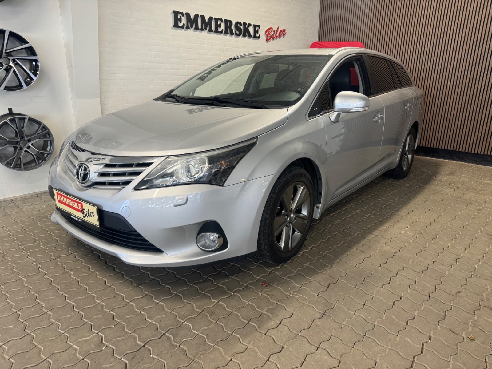 Toyota Avensis 2014