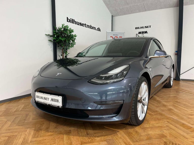 Tesla Model 3 Long Range AWD