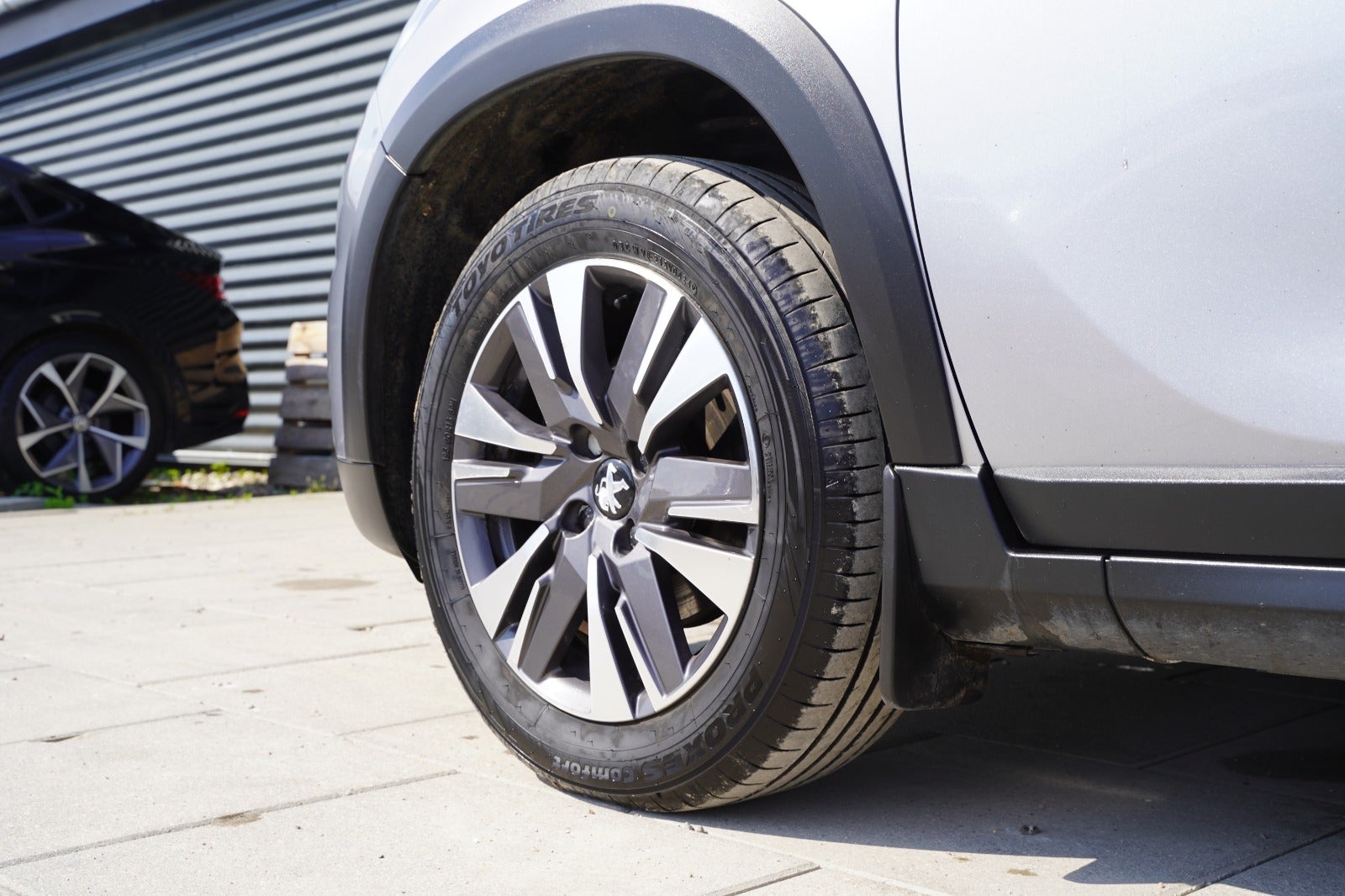 Billede af Peugeot 2008 1,5 BlueHDi 100 Allure Sky