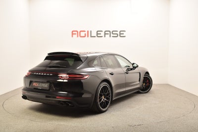 Porsche Panamera Turbo Sport Turismo PDK