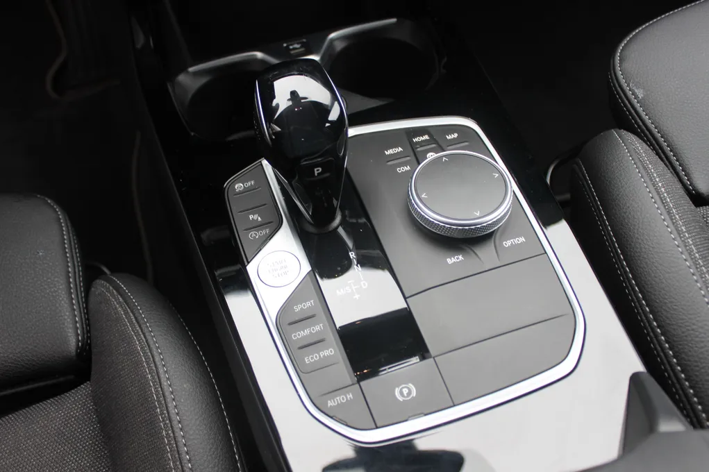 BMW 118i Sport Line aut.