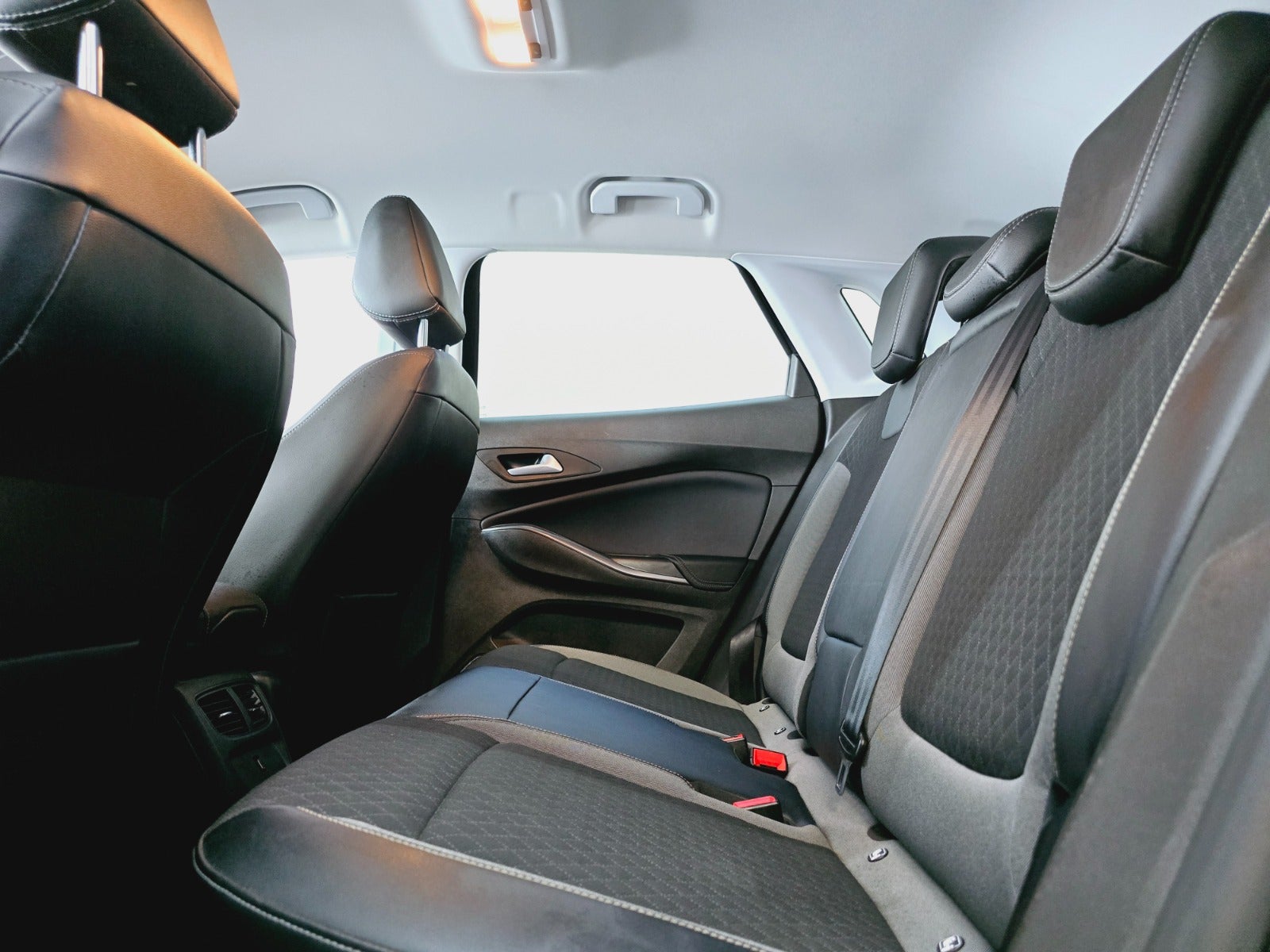 Billede af Opel Grandland X 1,6 Hybrid Ultimate aut.