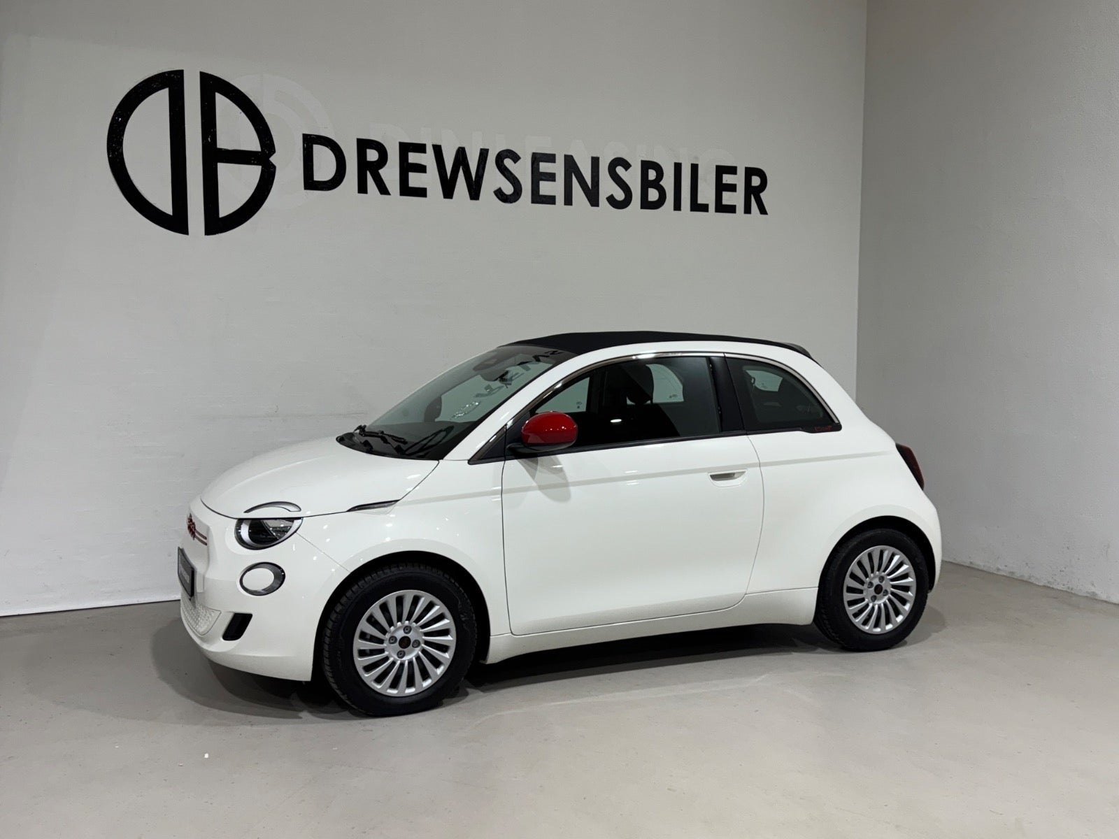 Fiat 500e (RED) Cabrio