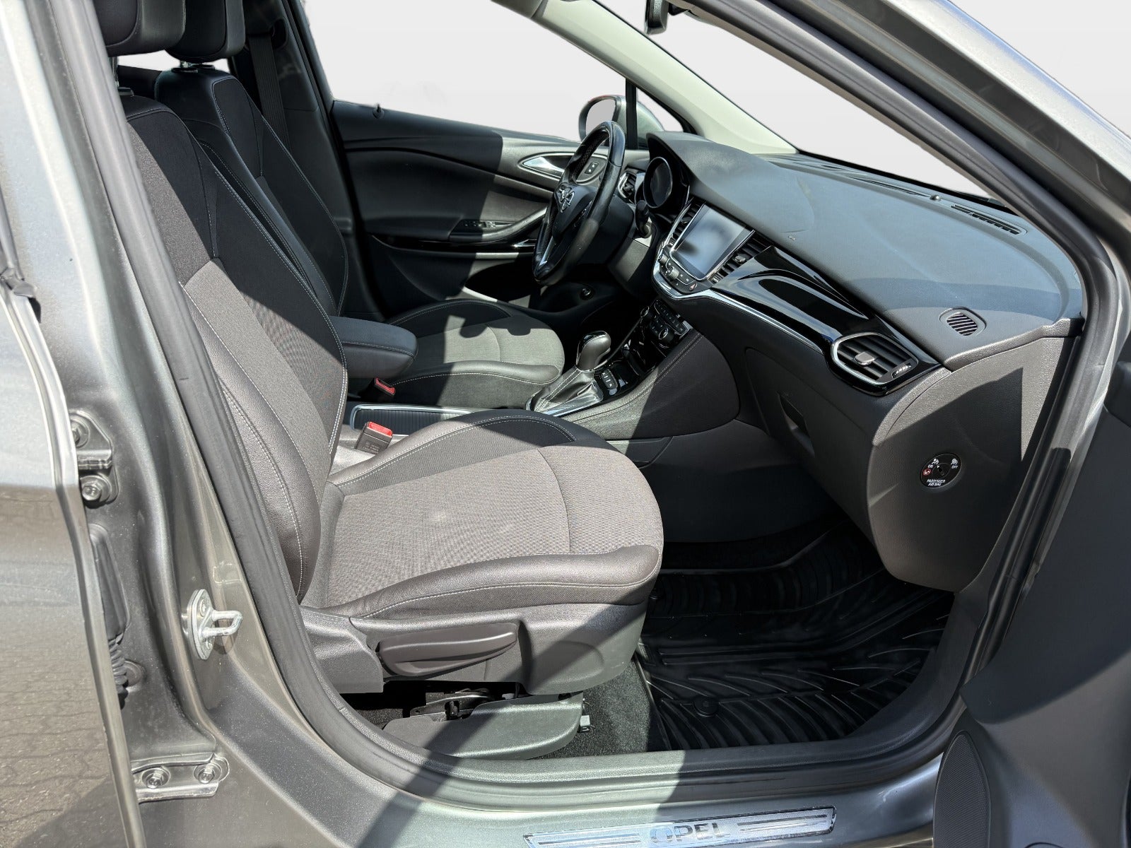 Billede af Opel Astra 1,4 T 150 Innovation Sports Tourer aut.