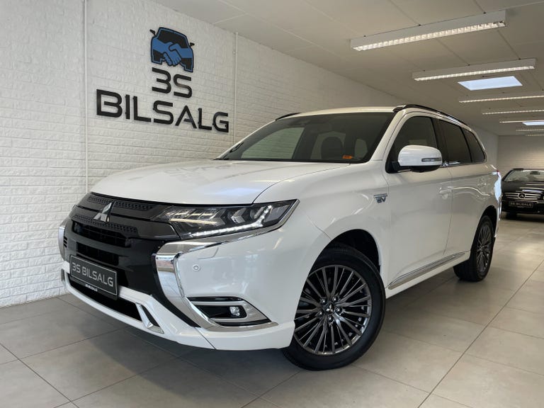 Mitsubishi Outlander PHEV Instyle CVT 4WD