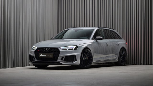 Audi RS4 TFSi Avant quattro Tiptr.
