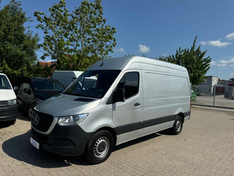 Mercedes Sprinter 314 CDi A2 H2 Kassevogn aut. RWD