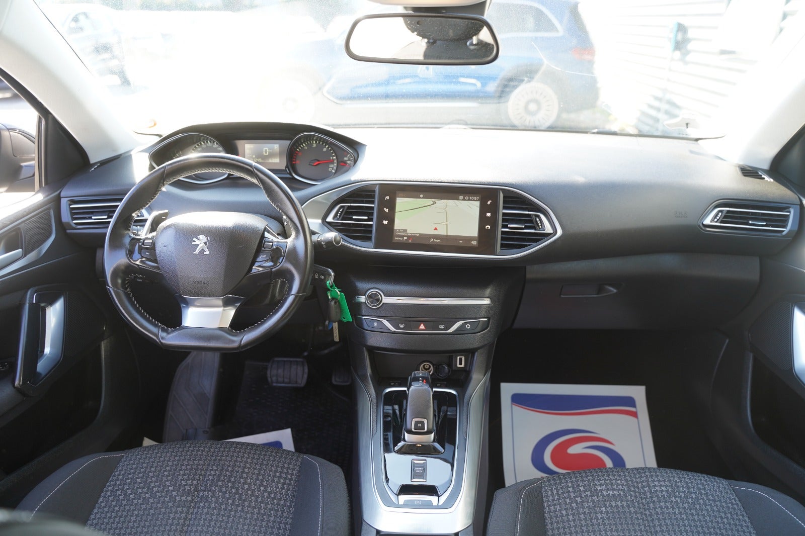 Billede af Peugeot 308 1,5 BlueHDi 130 Active SW EAT8