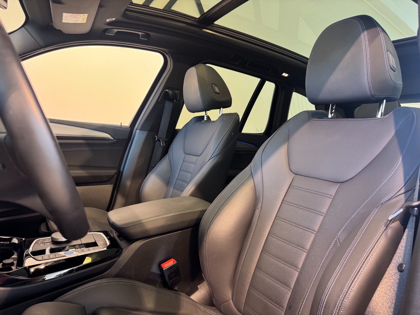 BMW iX3 Charged Plus M-Sport 5d - 8