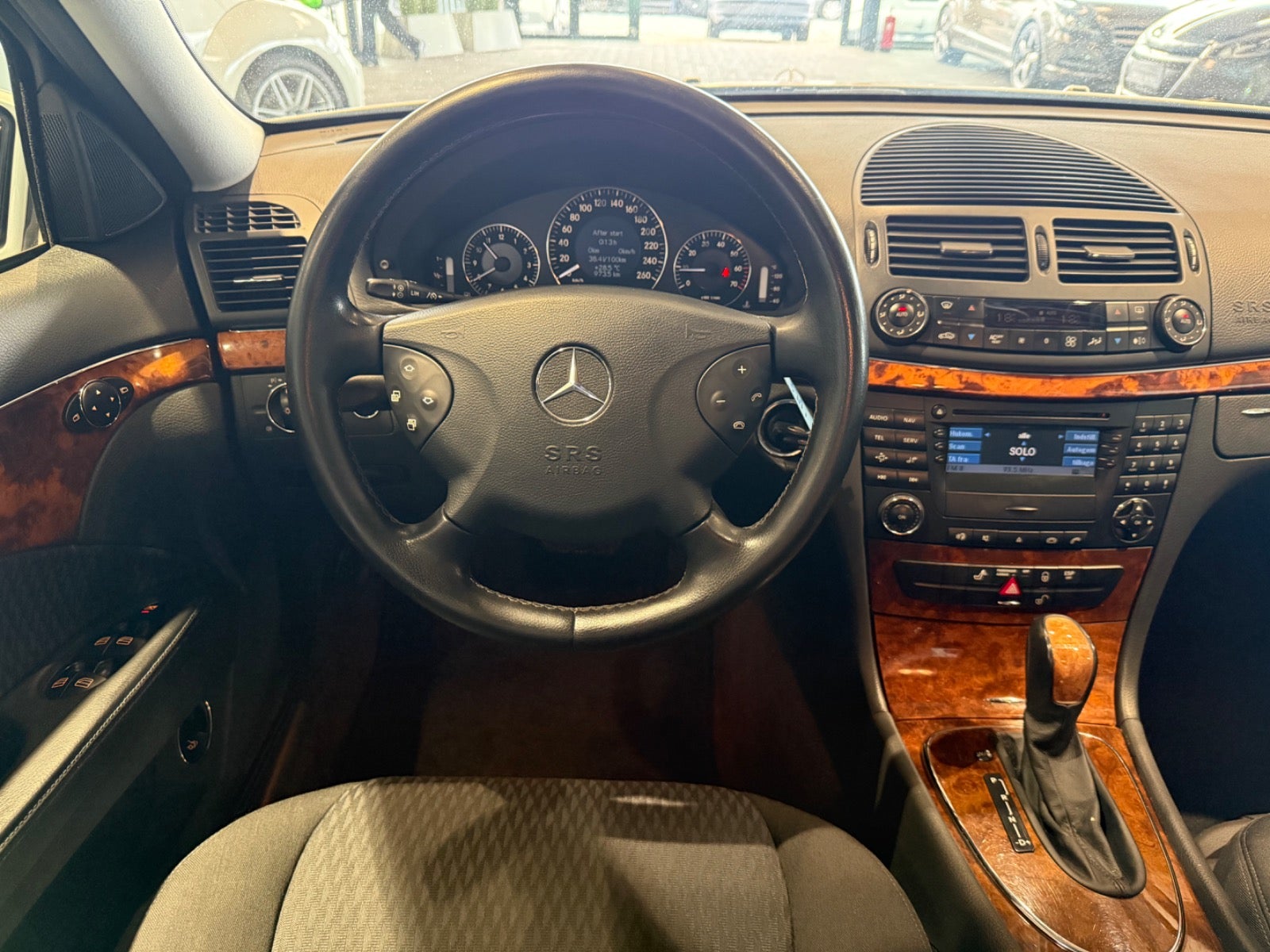 Billede af Mercedes E240 2,6 Elegance aut.