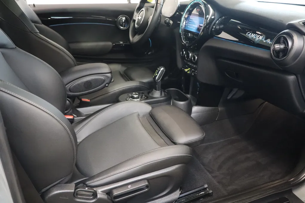 MINI Cooper SE Camden Edition