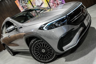 Mercedes EQA250