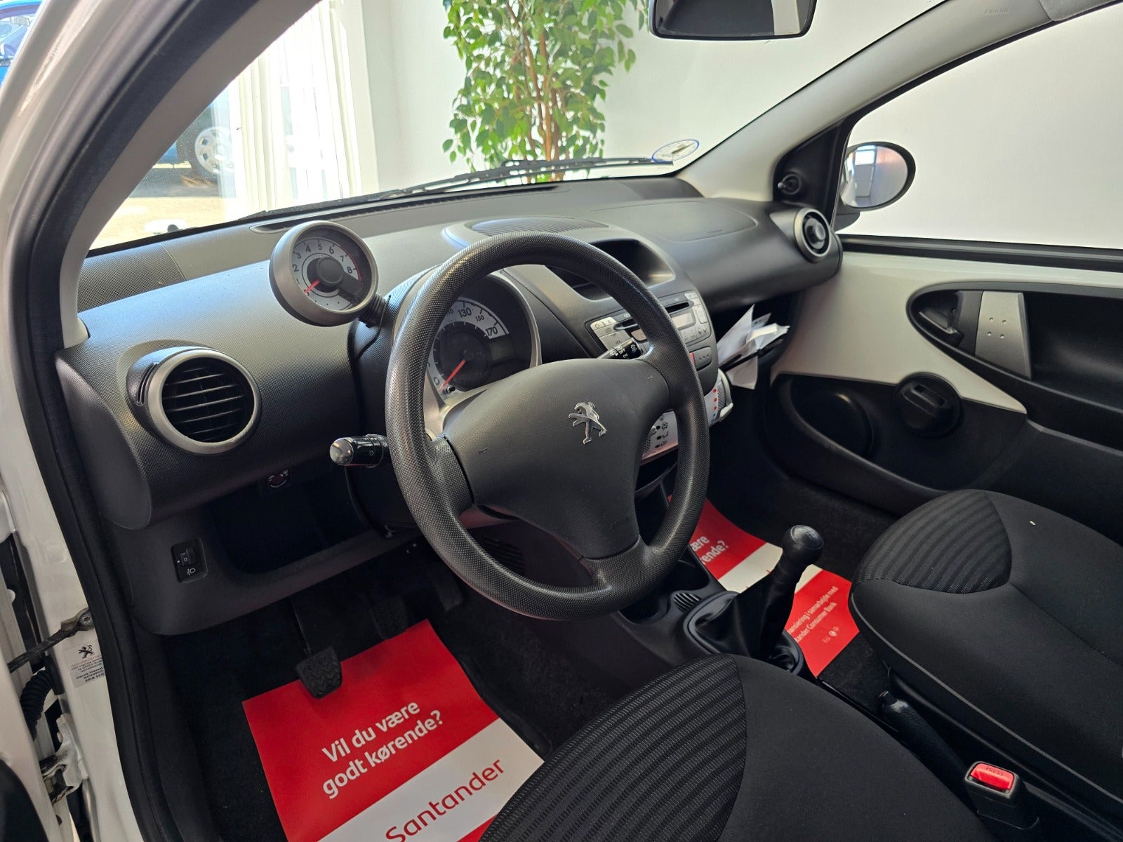 Billede af Peugeot 107 1,0 White